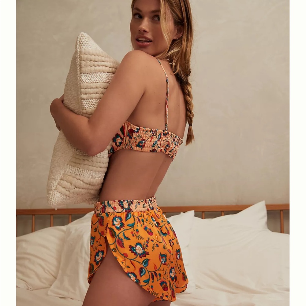 NWT Anthropologie 3 piece pajama medium